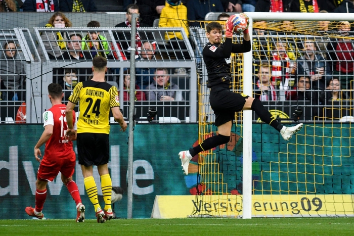 Vắng Haaland, Dortmund vẫn nhẹ nhàng giành 3 điểm trước Koln - Ảnh 4.