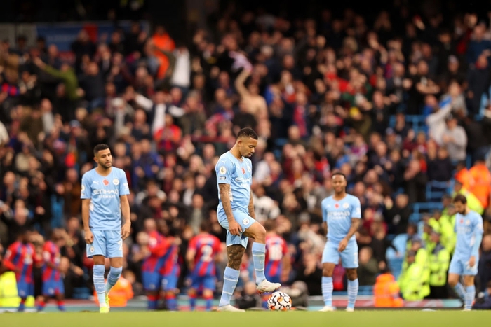 Man City nhận thất bại trước Crystal Palace, trong ngày thi đấu thảm hại của Aymeric Laporte - Ảnh 10.