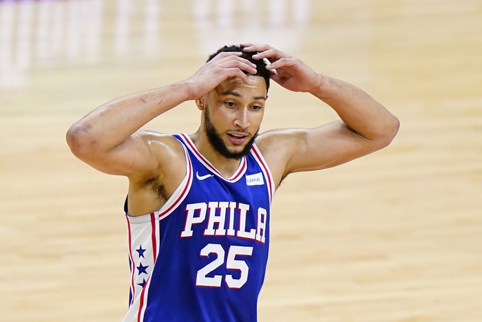 Dù đúng dù sai, Ben Simmons vẫn sẽ là người chịu thiệt nếu &quot;chống đối&quot; đến cùng với Philadelphia 76ers - Ảnh 2.