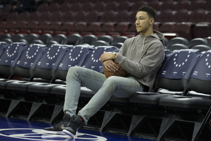 Dù đúng dù sai, Ben Simmons vẫn sẽ là người chịu thiệt nếu &quot;chống đối&quot; đến cùng với Philadelphia 76ers - Ảnh 3.