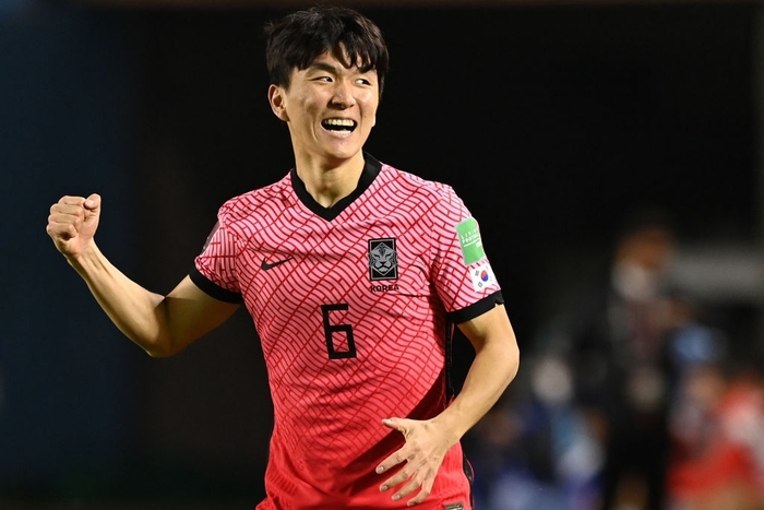 Ghi bàn phút 89, Son Heung-min giải cứu Hàn Quốc bằng chiến thắng 2-1  - Ảnh 4.