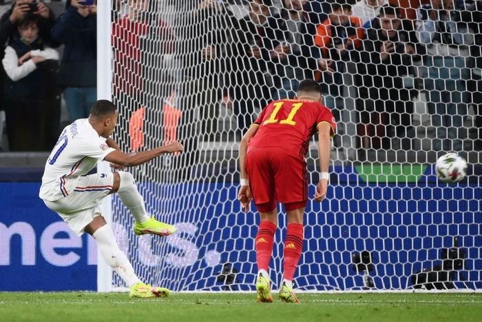 Bỉ 3-2 Pháp: Mbappe góp công vào bữa tiệc bàn thắng đưa ĐT Pháp vào chung kết Nations League - Ảnh 7.