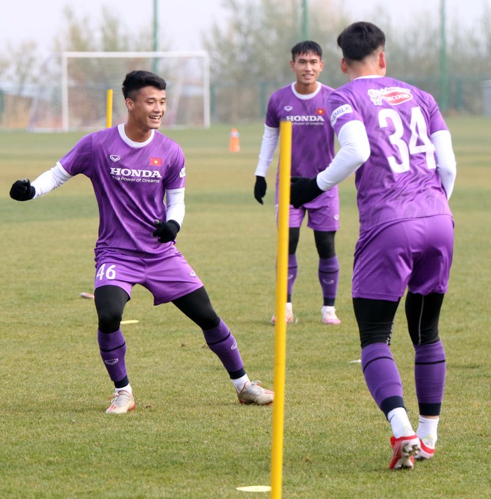 U23 Việt Nam tập buổi cuối cùng, lên phương án cho trận quyết định gặp U23 Myanmar - Ảnh 8.