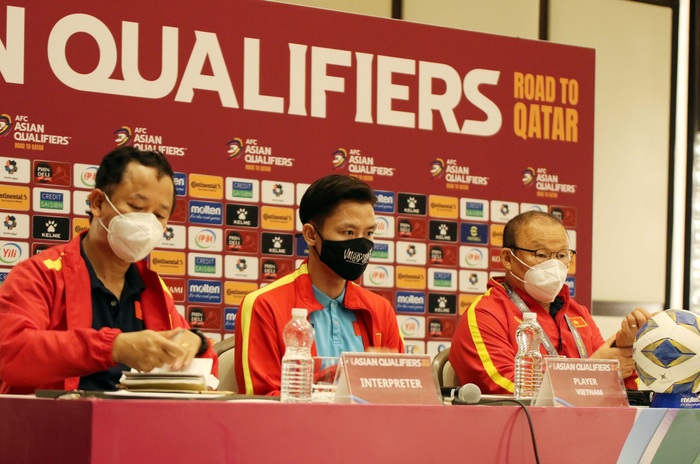 Trực tiếp họp báo ĐT Việt Nam vs ĐT Nhật Bản: HLV Park Hang-seo muốn học trò ghi bàn và giành điểm - Ảnh 1.
