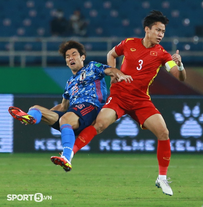 Xem lại màn kung-fu Indonesia dùng để đấu Việt Nam tại vòng loại World Cup 2022 - Ảnh 16.
