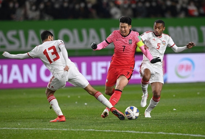 Sao Ngoại Hạng Anh tỏa sáng, Hàn Quốc thắng nhàn nhã trước UAE - Ảnh 4.