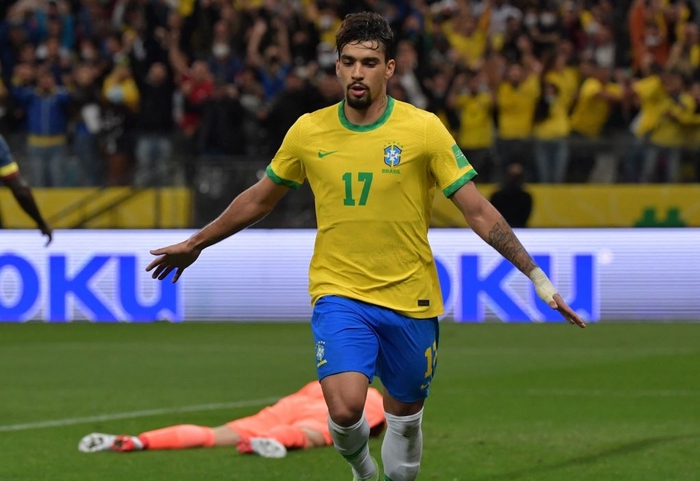 Paqueta mở tỉ số cho Brazil