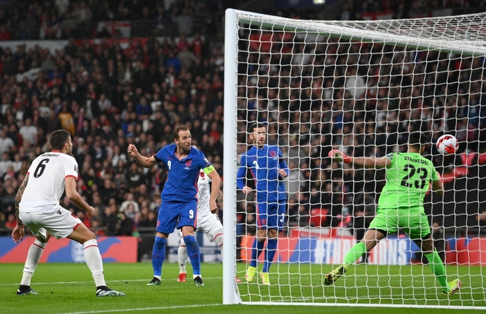 Harry Kane lập siêu phẩm giúp tuyển Anh rộng đường đến World Cup 2022 - Ảnh 3.