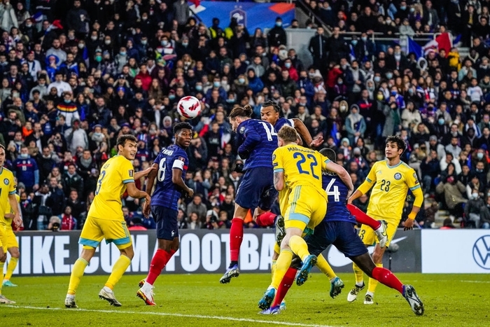 Mbappé và Benzema tỏa sáng, Pháp &quot;hủy diệt&quot; Kazakhstan để giành vé đến World Cup 2022 - Ảnh 7.