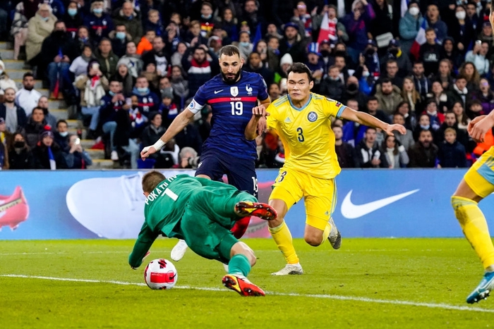 Mbappé và Benzema tỏa sáng, Pháp &quot;hủy diệt&quot; Kazakhstan để giành vé đến World Cup 2022 - Ảnh 6.
