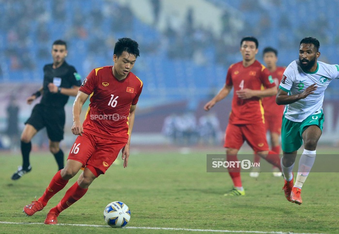 Chấm điểm tuyển Việt Nam: Thành Chung hay nhất trận, Hoàng Đức chơi dưới sức - Ảnh 1.