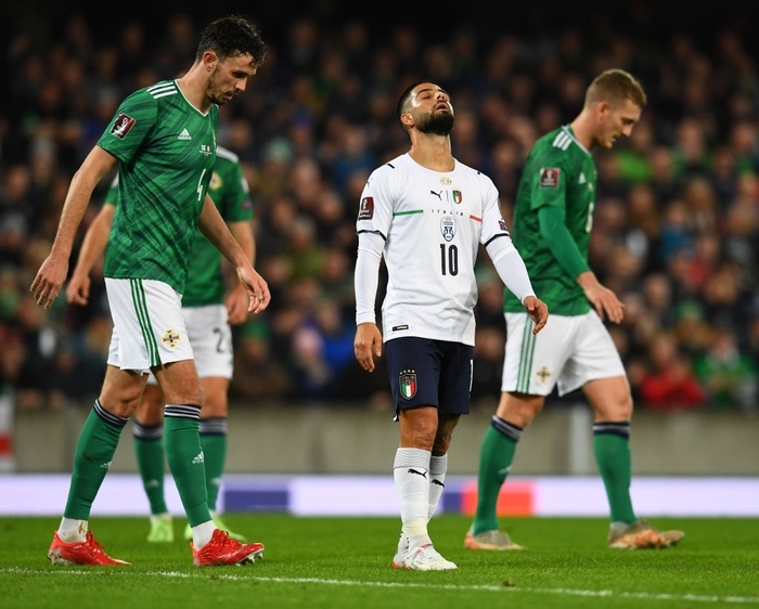 Hòa thất vọng trước Bắc Ireland, Italia ngậm ngùi xuống đá playoff - Ảnh 6.