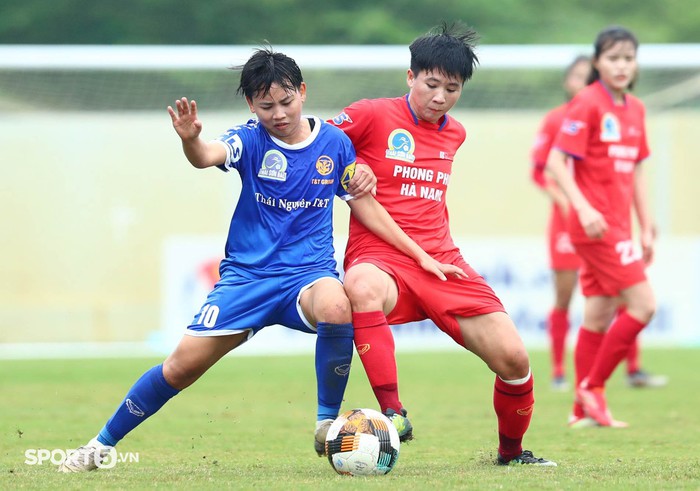 Thái Nguyên T&T hạ gục đội bóng của Tuyết Dung ngày đầu ra quân tại giải bóng đá nữ vô địch quốc gia - Ảnh 1.