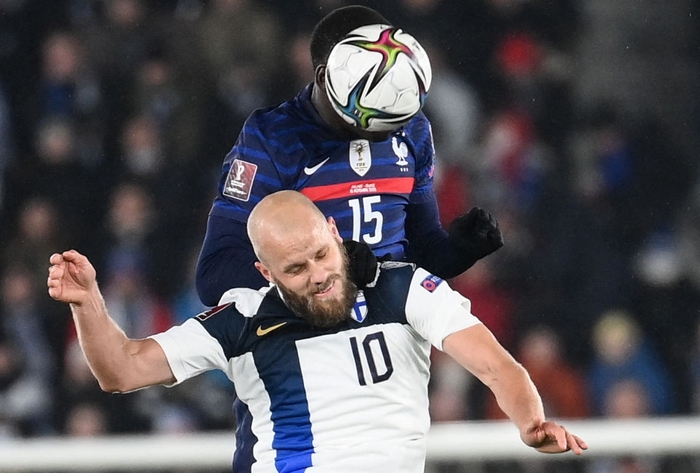 &quot;Song sát&quot; Mbappe-Benzema ghi bàn, Pháp thắng dễ Phần Lan trên sân khách - Ảnh 3.