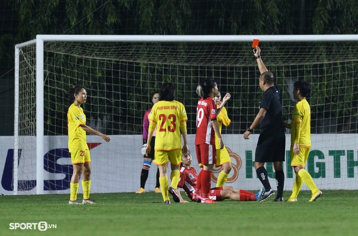 Giải bóng đá Nữ VĐQG: Hà Nội Watabe thắng áp đảo, Phong Phú Hà Nam bất ngờ thua trận cay đắng  - Ảnh 9.