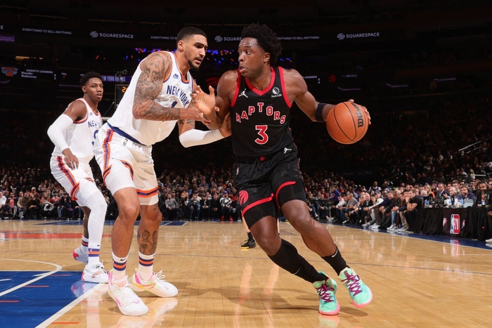 Đánh sập New York Knicks trên sân khách, Toronto Raptors thắng thông 4 trận - Ảnh 1.