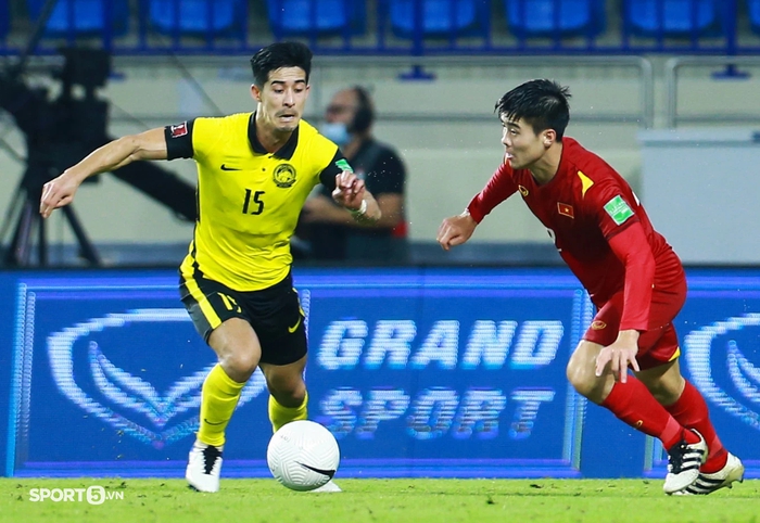 Malaysia bị giáng đòn mạnh vào tham vọng hạ bệ tuyển Việt Nam ở AFF Cup 2020 - Ảnh 1.