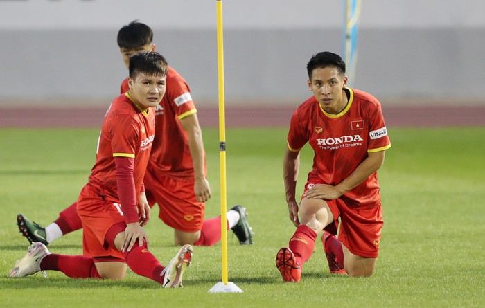 Hùng Dũng bắt nhịp nhanh khi trở lại tập với đội tuyển Việt Nam - Ảnh 2.