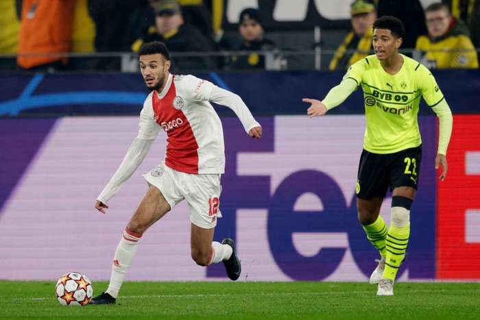 Mats Hummels nhận thẻ đỏ, Dortmund thua ngược Ajax ngay trên sân nhà - Ảnh 6.