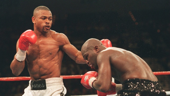 Top 10 nhà vô địch hạng nặng có chiều cao khiêm tốn nhất lịch sử: Mike Tyson xếp vị trí thứ 2 - Ảnh 8.