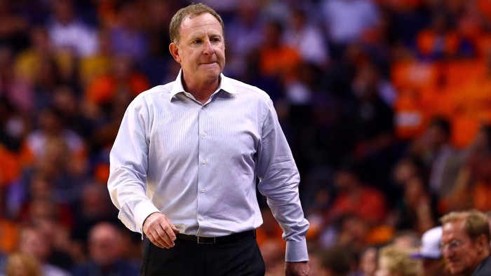 NBA chính thức điều tra chủ sở hữu Phoenix Suns với cáo buộc phân biệt chủng tộc và quấy rối - Ảnh 2.