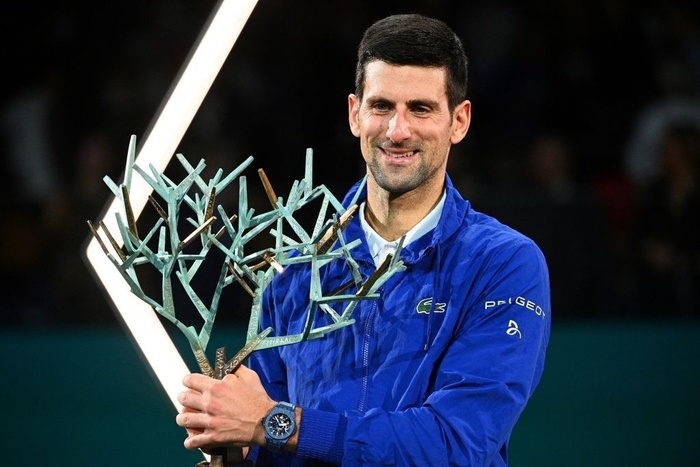 Djokovic ngược dòng trả món nợ cay đắng nhất năm, vô địch Paris Masters để lập nên kỷ lục xứng đáng GOAT - Ảnh 1.