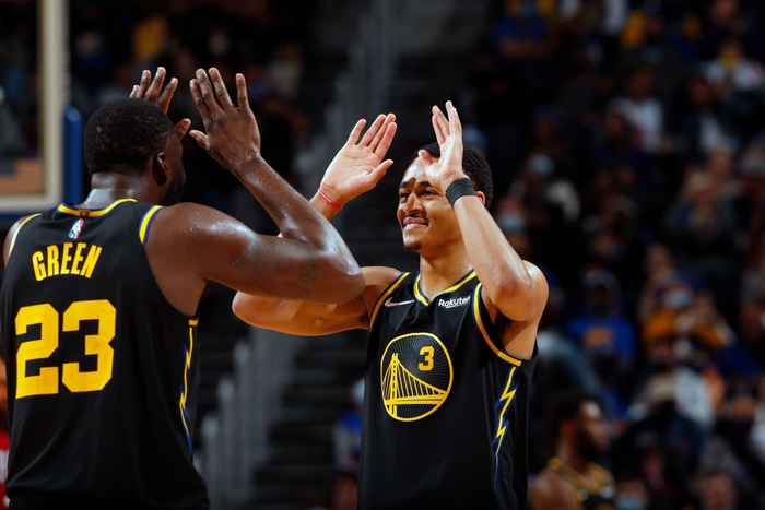 Stephen Curry không chút bất ngờ trước phong độ rực sáng của Golden State Warriors - Ảnh 1.
