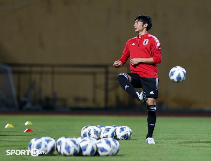 Hậu vệ tuyển Nhật Bản chấn thương, buổi tập thiếu vắng nhiều ngôi sao - Ảnh 10.
