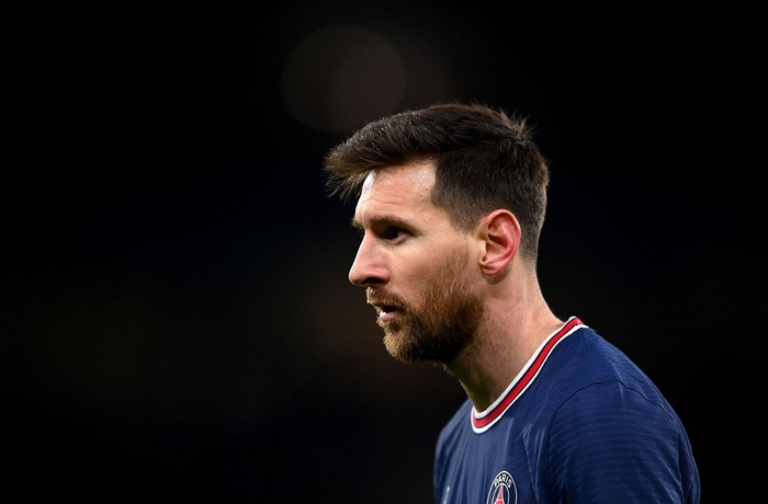 Messi thiết lập 5 kỷ lục mới sau khi giành Quả bóng vàng thứ 7 - Ảnh 2.