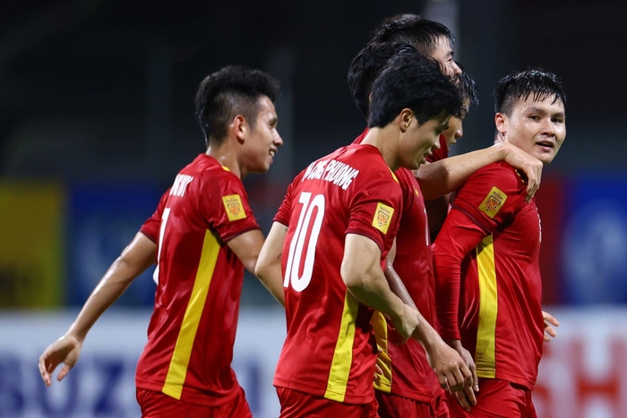 BXH AFF Cup 2020: ĐT Việt Nam rộng cửa đi tiếp, chạm trán Thái Lan ở bán kết khi nào?  - Ảnh 1.