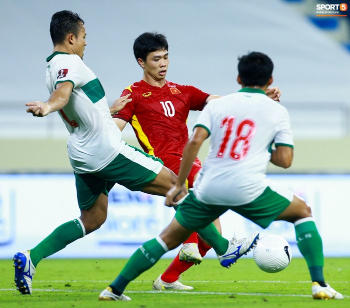 Chuyên gia Phan Anh Tú: &quot;Các đội ở AFF Cup không đủ trình khai thác 2 cánh của tuyển Việt Nam&quot; - Ảnh 3.