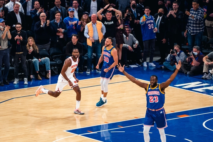 Madison Square Garden bùng nổ chứng kiến khoảnh khắc lịch sử của Stephen Curry - Ảnh 4.