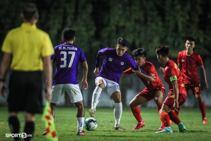 Ngôi sao U23 Việt Nam giúp Hà Nội chiến thắng nhẹ nhàng tại giải U21 Quốc gia 2021  - Ảnh 1.