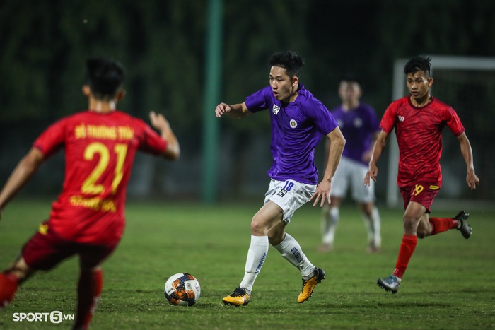 Ngôi sao U23 Việt Nam giúp Hà Nội chiến thắng nhẹ nhàng tại giải U21 Quốc gia 2021  - Ảnh 4.