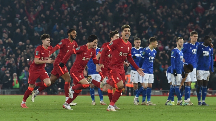 Bị dẫn 3-1, Liverpool kiên cường ngược dòng phút 90+5' và thắng luân lưu để vào bán kết Cúp Liên đoàn - Ảnh 14.
