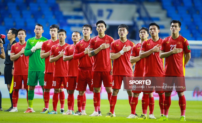 Bóng đá Việt Nam 2021: các tuyển thủ Việt Nam giành 75 ngày chỉ để cách ly - Ảnh 1.