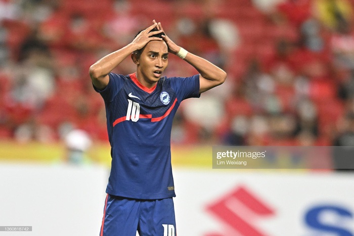 Drama điên rồ ở bán kết AFF Cup: Singapore bị &quot;mưa&quot; thẻ đỏ vẫn suýt hạ Indonesia nhờ quả phạt đền phút 90 - Ảnh 4.