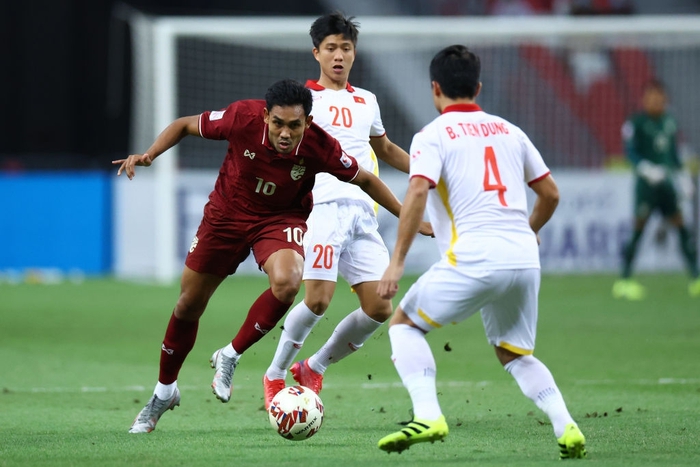 Cháy hết mình nhưng không thể lật ngược nghịch cảnh, tuyển Việt Nam dừng bước ở bán kết AFF Cup - Ảnh 16.