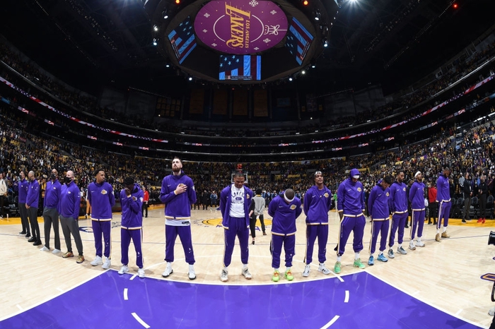 Lịch thi đấu khó khăn đang chờ đợi Los Angeles Lakers phía trước - Ảnh 4.