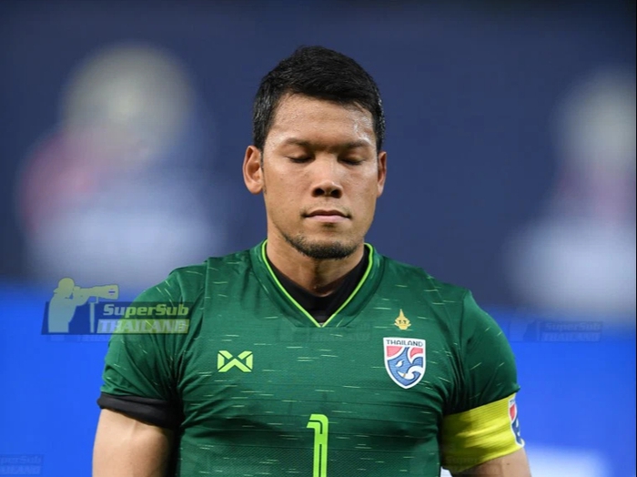 Thủ môn tuyển Thái Lan nhận tin bố mất ngay trước trận chung kết AFF Cup 2020 - Ảnh 2.