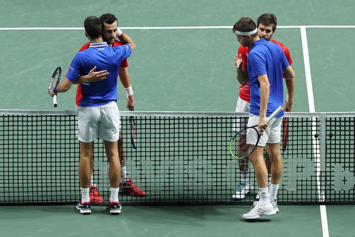 Đạt đến cột mốc &quot;độc cô cầu bại&quot;, Djokovic vẫn gục ngã ở bán kết Davis Cup - Ảnh 5.