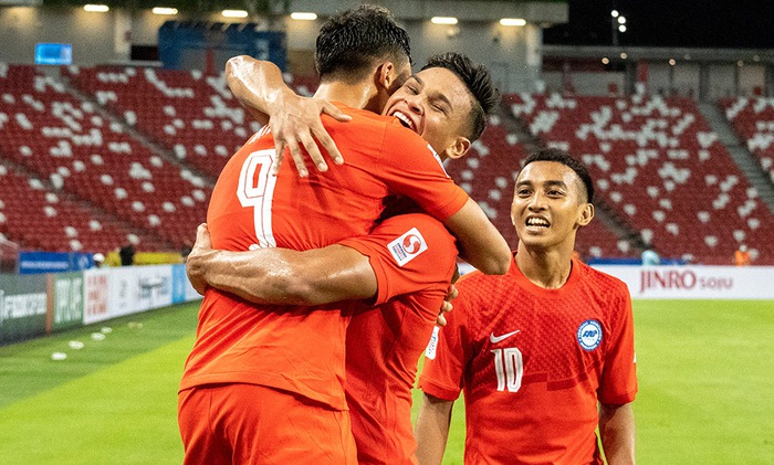 Đội chủ nhà Singapore thắng tưng bừng tuyển Myanmar ngày ra quân tại AFF Cup 2020 - Ảnh 2.