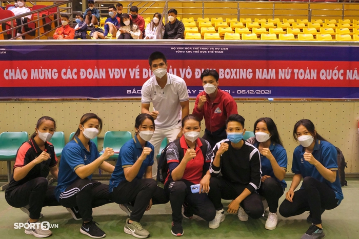 Bế mạc giải vô địch Boxing nam, nữ toàn quốc 2021: Nam Quân đội thống trị, nữ Hà Nội khoe tài  - Ảnh 4.