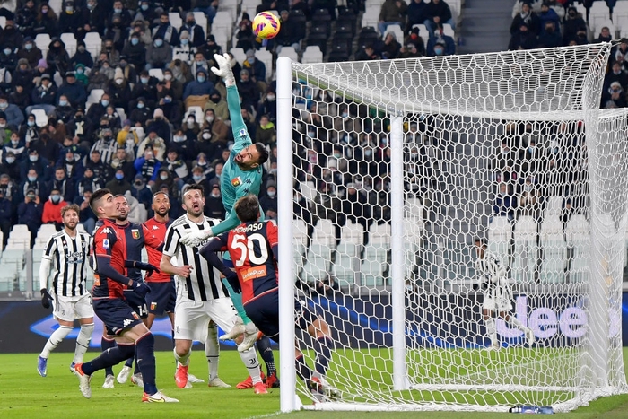 Cuadrado lập siêu phẩm từ chấm phạt góc, Juventus nhẹ nhàng đánh bại Genoa - Ảnh 3.