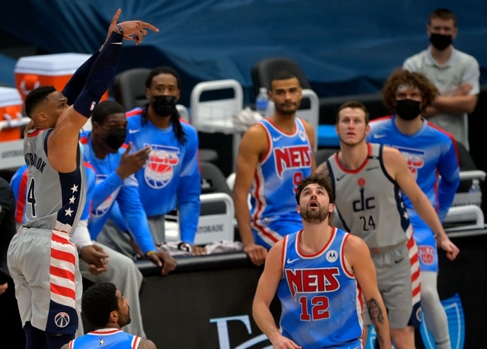 Nội bộ Brooklyn Nets thất vọng vì hàng phòng ngự thi đấu “mơ ngủ” - Ảnh 2.