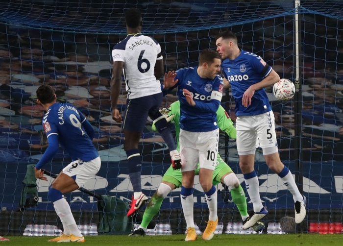 Everton và Tottenham cống hiến màn rượt đuổi tỷ số gây cấn ở FA Cup - Ảnh 2.
