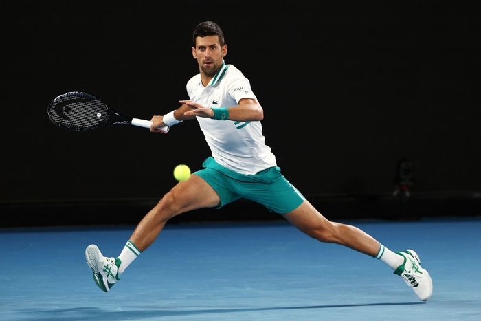 Novak Djokovic nén đau vào tứ kết Australian Open - Ảnh 9.