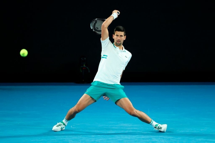 Novak Djokovic trả giá đắt sau trận thắng Raonic - Ảnh 8.