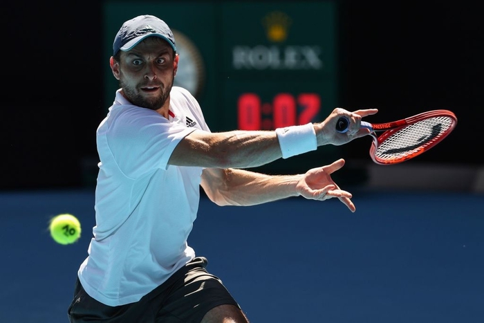 Chuyện &quot;cổ tích&quot; ở Australian Open: Tay vợt 27 tuổi lần đầu dự Grand Slam vào đến bán kết - Ảnh 3.