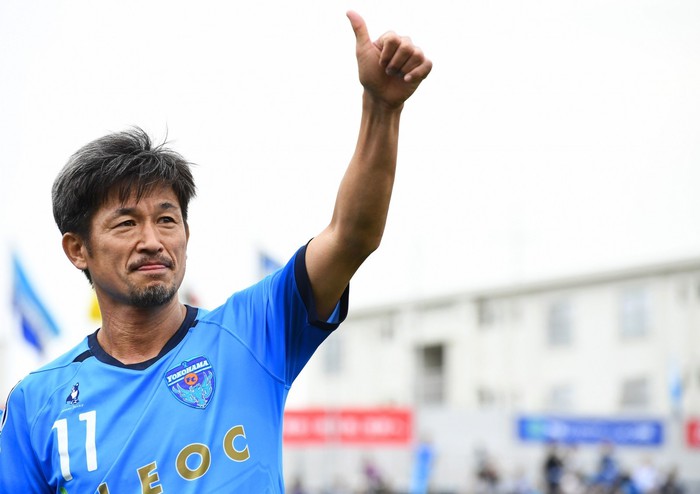 Cầu thủ già nhất thế giới bị báo Nhật chỉ trích vì chưa chịu giải nghệ - Ảnh 1.